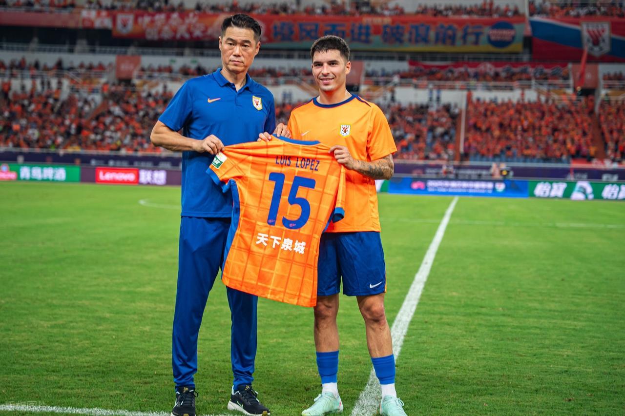 开云-山东鲁能自己打脸了？水货外援加盟仅半年就解约，中超球队没人要