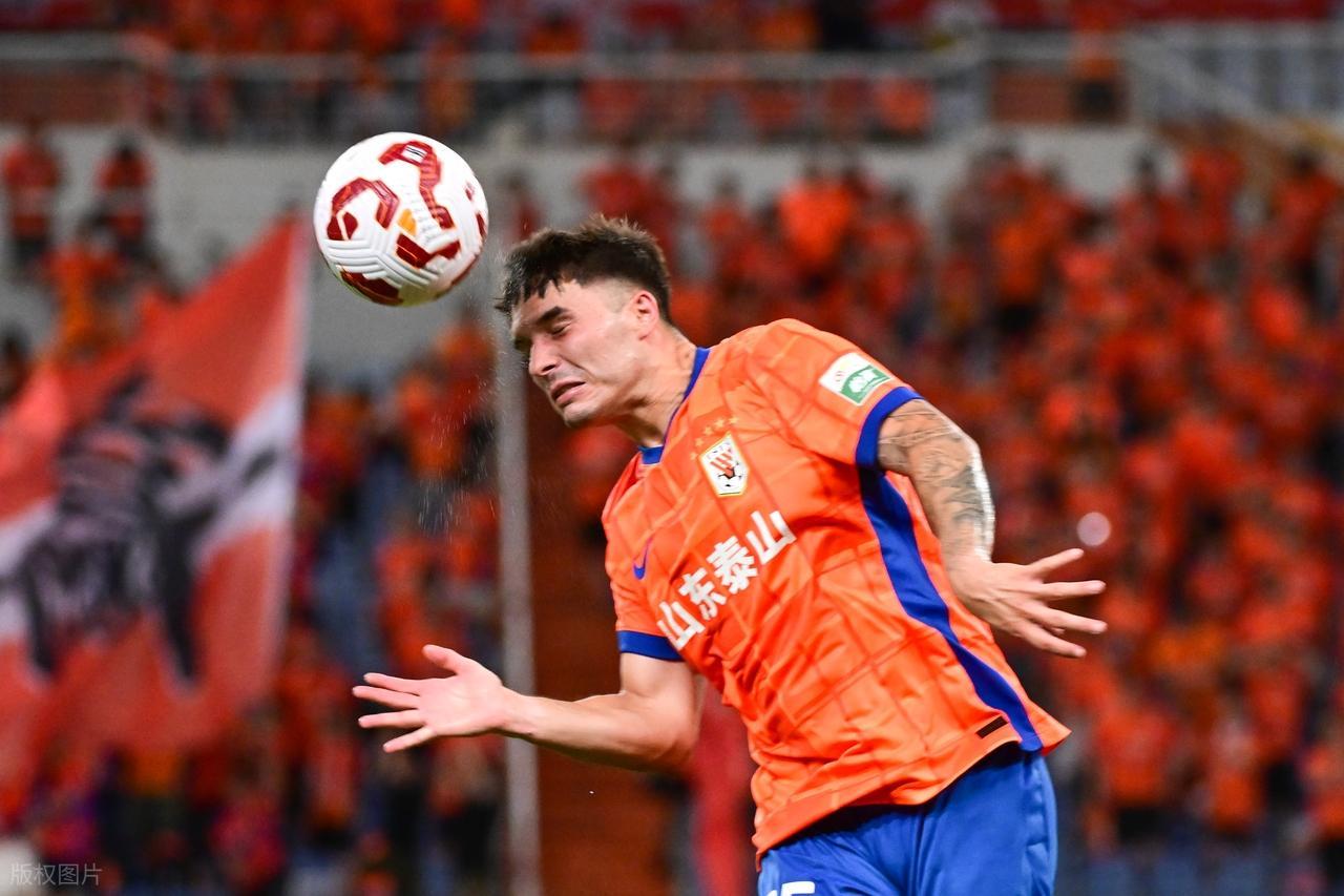 开云-山东鲁能自己打脸了？水货外援加盟仅半年就解约，中超球队没人要