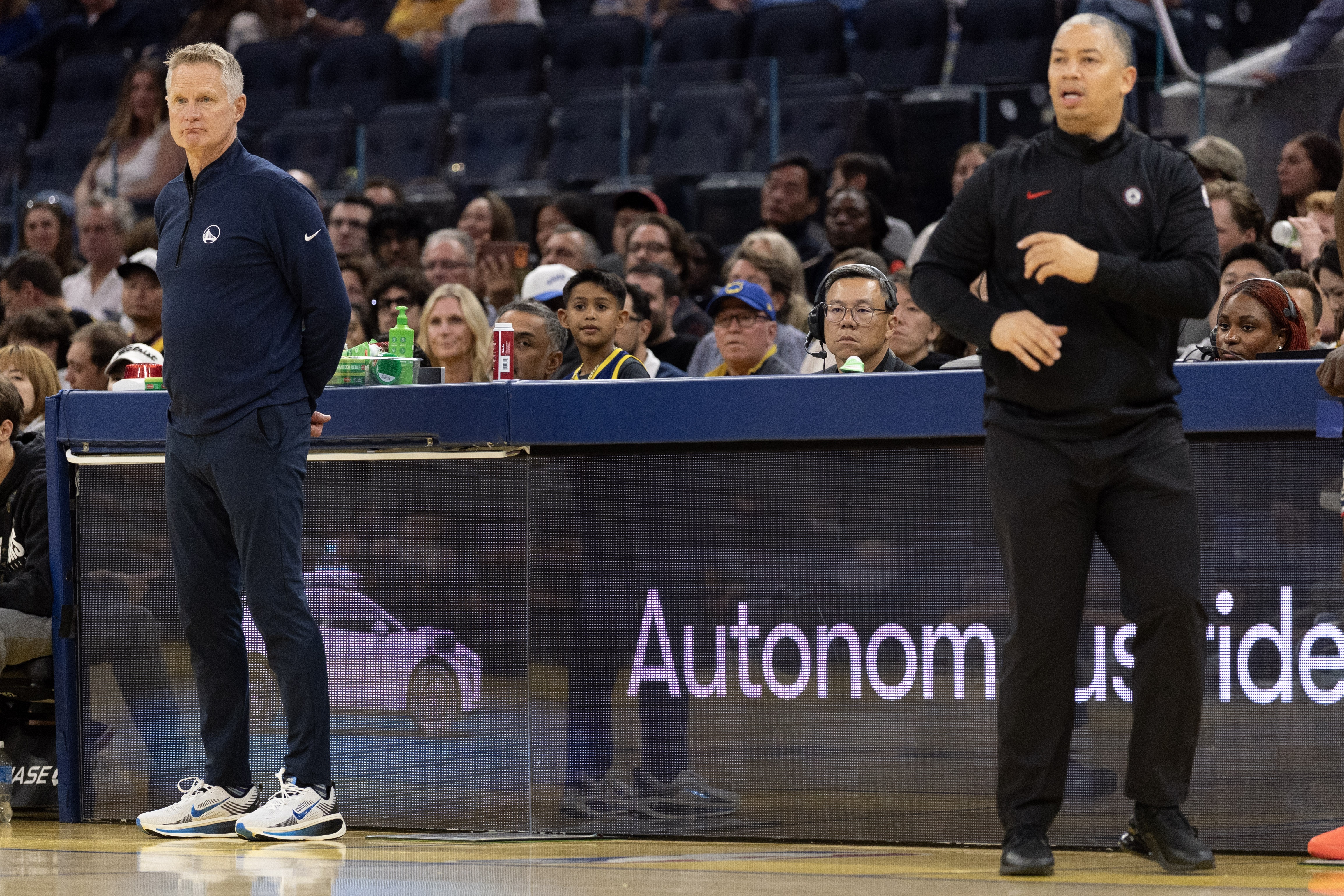 开云-科尔：卢是顶级教练 他最厉害的一点就是坚守战术 稳住球员心态